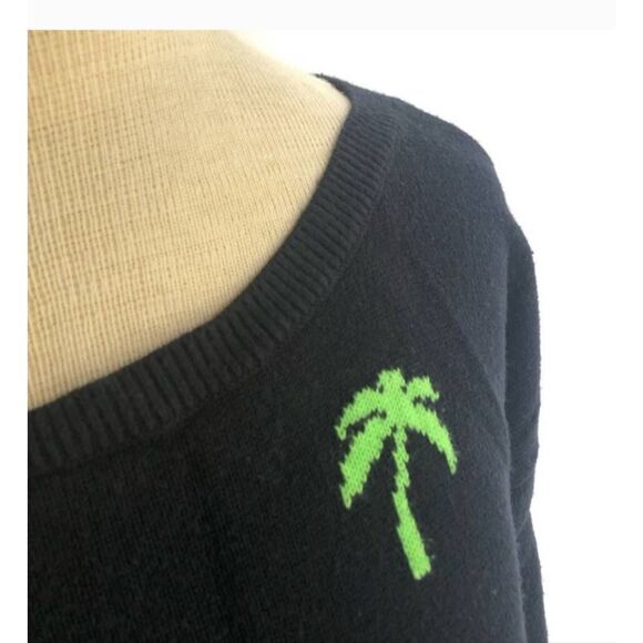 Classic Hollister Palm Tree Print Knit Pullover Sweater - Picture 4 of 7